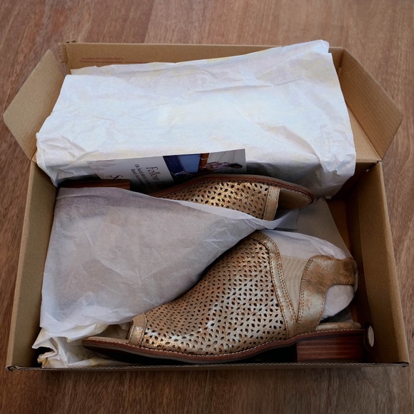 Sofft Nalda Anthracite Sandals, 11 — NWT - Picture 7 of 8